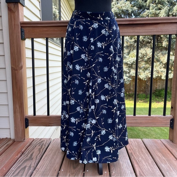 Koret Vintage Midi Skirt Womens Size 14 Blue Floral Pockets Boho Hippie - Picture 2 of 14